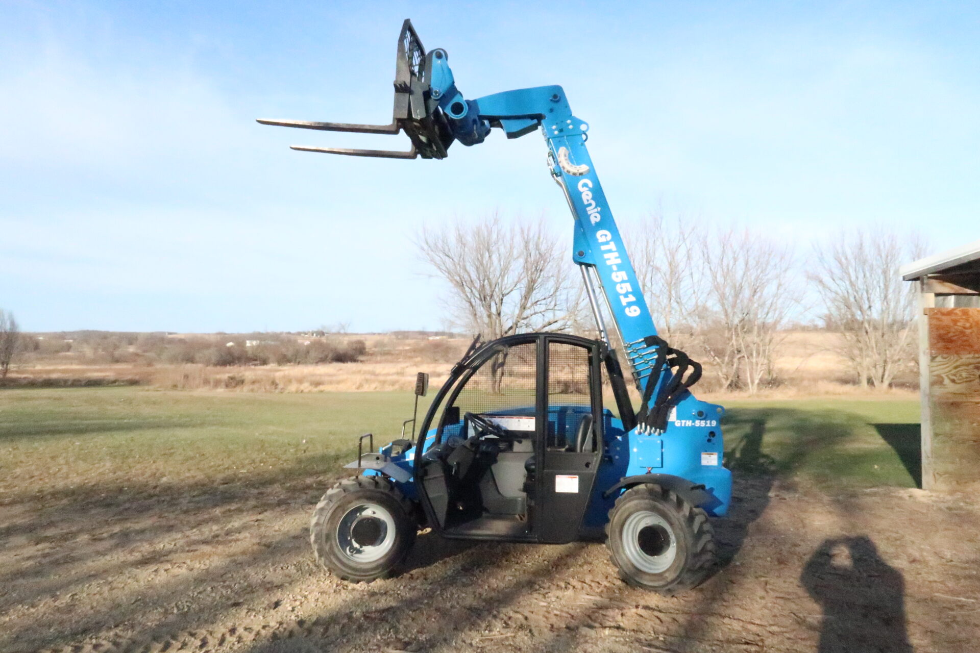 127 Genie GTH 5519 Mini Telehandler